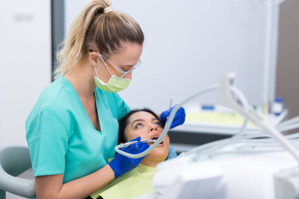 Best Emergency Care for Gum Disease in Waelder, TX